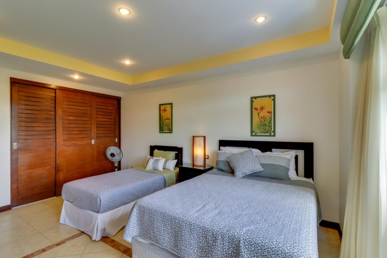 Naxos 15 Apartment Tamarindo Exterior photo